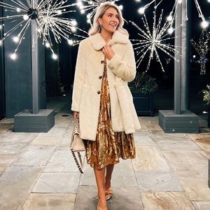 Gal Meets Glam faux fur coat